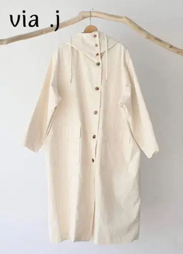 via.j 후드 부착 아이보리 코트