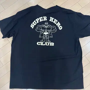 잭팟 마켓 슈퍼히어로 클럽 T셔츠 블랙
