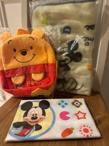 월드 패밀리 푸우의 백팩 담요 돗자리