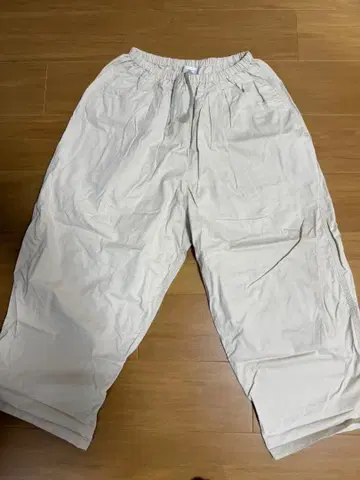 ADRER 루즈 실루엣 이지 벌룬 팬츠 프리 사이즈