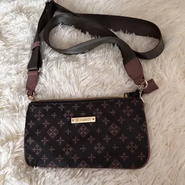 새상품 russet 러셋 지갑 숄더 모노그램 패턴 가로