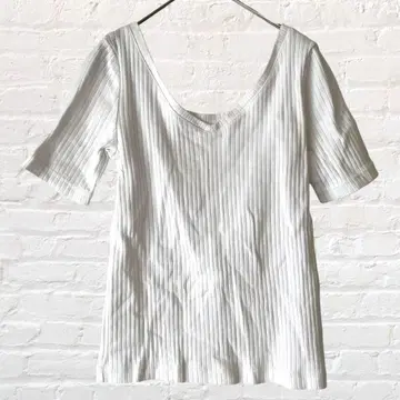 이네드 티셔츠 V넥 리브 니트 얇은 소재 면100 심플 여름 가을