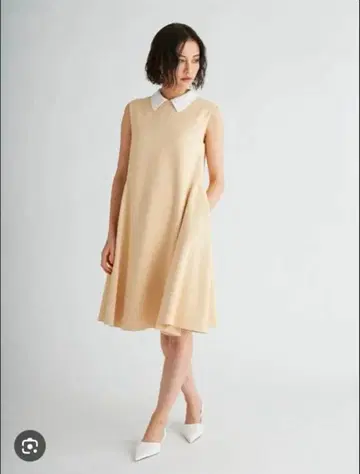 CELFORD 화이트 카라 A라인 원피스 36