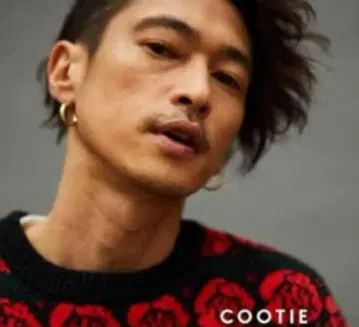 레어 COOTIE / Rose Pattern Sweater