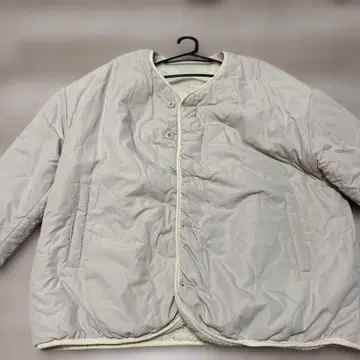 어반 리서치 보아 퀼팅 리버서블 점퍼