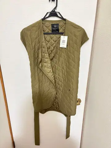 W CLOSET 올리브 퀼팅 베스트