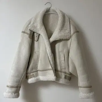 머큐리 듀오 크림색 숏 자켓