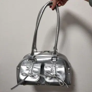 실버 숄더백 2 포켓 부착