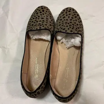 Beauty & Youth 레오파드 무늬 송치 플랫슈즈