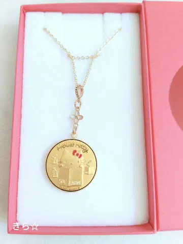 헬로키티전 한정판 50주년 펜던트