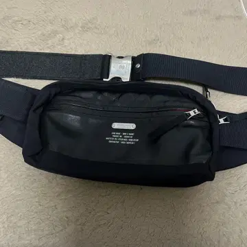 master-piece 블랙 숄더백