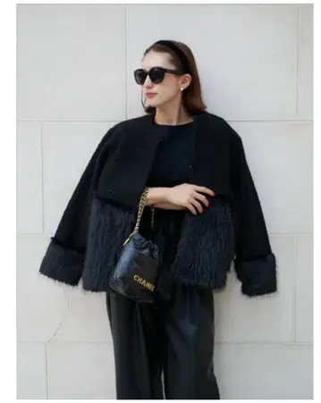 bebeod 미사용 샤기 퍼 보아 자켓 블랙 프리 사이즈