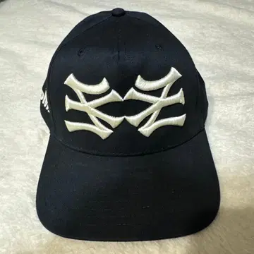 oMA 뉴욕 양키스 캡