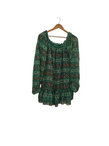 프릴 달린 상의 그린 외국풍 빅 사이즈 체형 커버