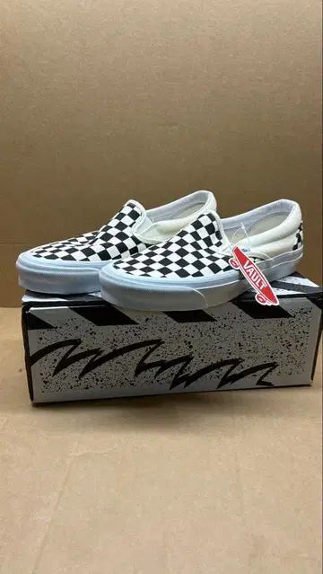 VANS VAULT Og classic slip on