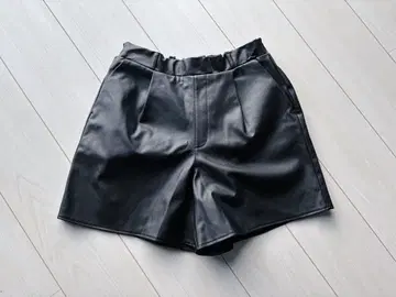 미사용 새상품 속기모 가죽 숏팬츠