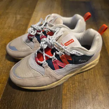 착용 1회 새상품급 Karhu Fusion 2.0 스니커즈 그레이