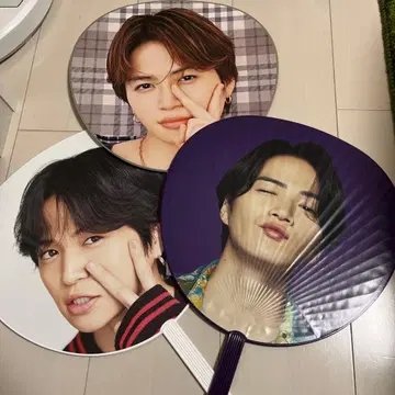 키쿠치 후마 부채 3점