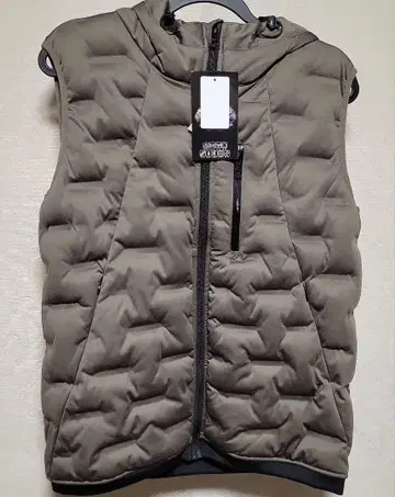 새상품 워크맨 에어로 스트레치 얼티밋 후디드 베스트 LL 사이즈