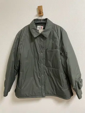 [택 포함 새상품] UNIQLO 안야 힌드마치 퍼프 테크 셔츠 자켓