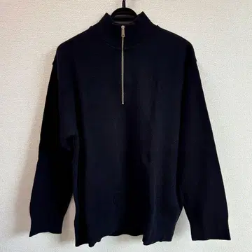 UNITED TOKYO 오버 사이즈 하프 지퍼 니트