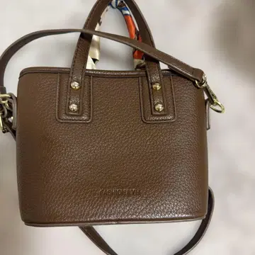 브라운 숄더백 스카프 포함