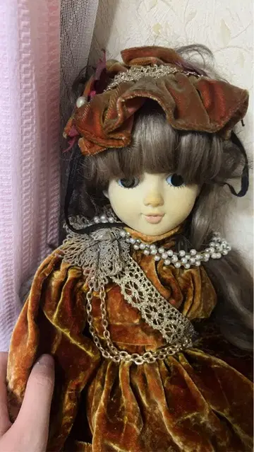 오렌지 벨벳 인형