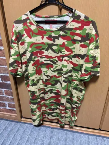 EVISU 카모 패턴 T셔츠