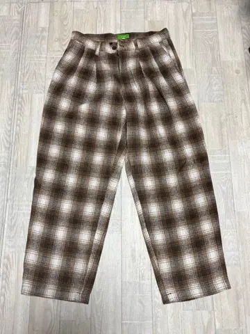 HUF 브라운 체크 무늬 와이드 팬츠