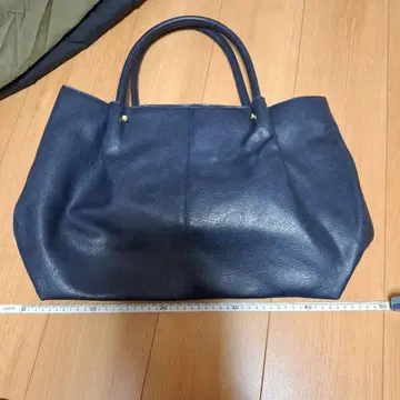 네이비 가죽 토트백