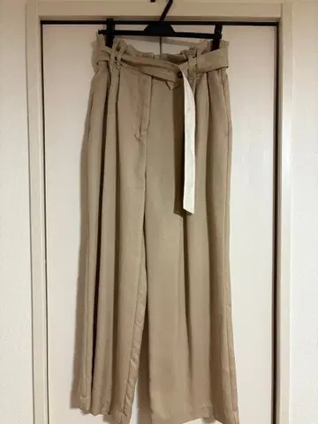 비어즐리 벨트 와이드 팬츠