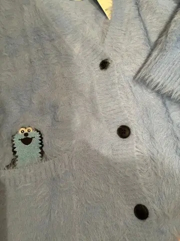 새상품 GU 퍼펫 스후와후와 블루 계열 가디건 XL