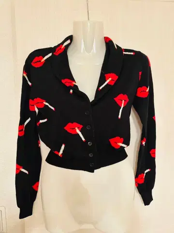 모스키노 가디건