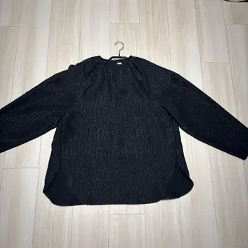 Mila Owen 블랙 긴팔 셔츠 텍스처 마감