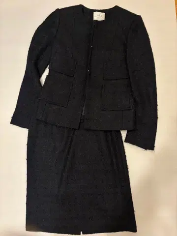 UMA ESTIMATION 블랙 수트