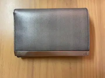 CK 실버 접이식 지갑