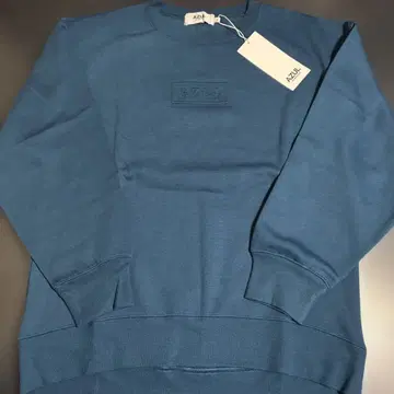 AZUL BY MOUSSY 엠보싱 로고 속기모 트레이닝복