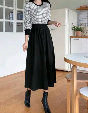 체크 무늬 롱 원피스 블랙