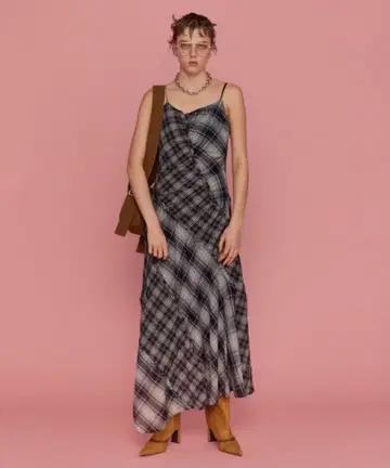 메종 스페셜 원피스 체크 블랙