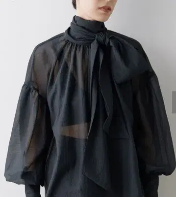 [ 새상품 ] 윔 가젯 오간자 블라우스