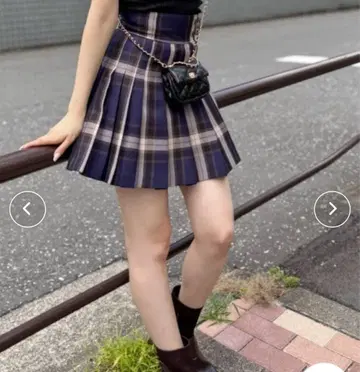 택 포함 미사용 새상품 스나이델 미니 스커트