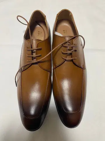 브라운 가죽 레이스업 슈즈