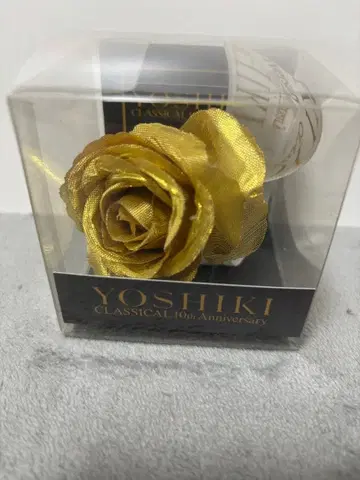 YOSHIKI CLASSICAL 10th Anniversary 코사주