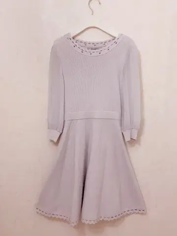 리랜드트루 오소데 쉬폰 커팅 니트 원피스