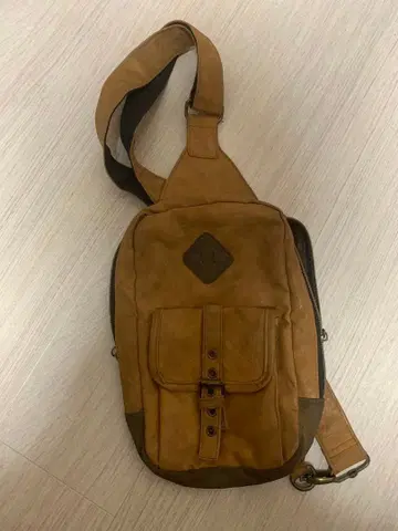 BROWNY 바디백 브라운