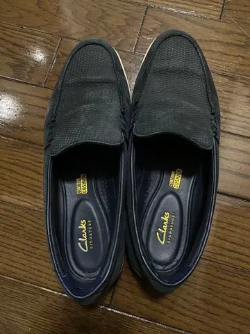 Clarks 네이비 슬립온