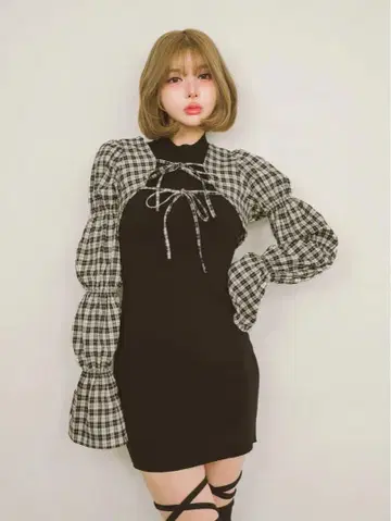 새상품급 Darich 다리치 셔링 볼레로 미니 원피스