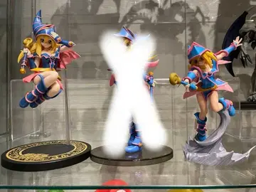 유희왕 블랙 매지션 걸 피규어