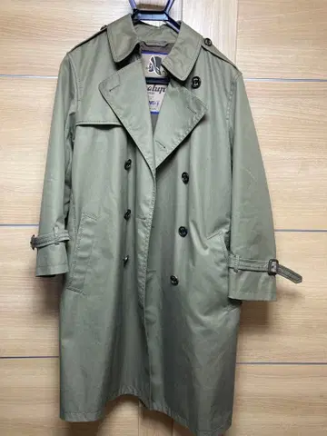 [ 컨디션 최상 ] Sealup 더블 브레스트 트렌치코트 올리브 그린