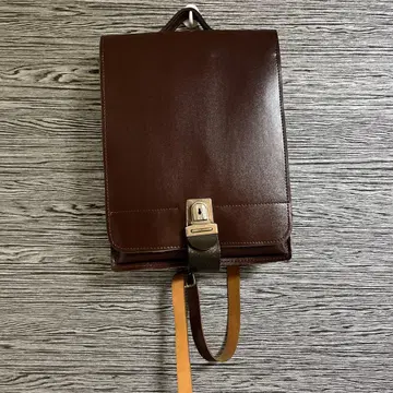 체코군 밀리터리 가방 브라운 가죽 플랩 백